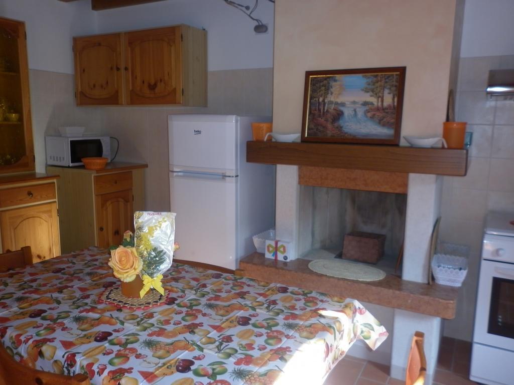 Ferienwohnung La Piccola Mimosa SantʼAmbrogio di Valpolicella Exterior foto